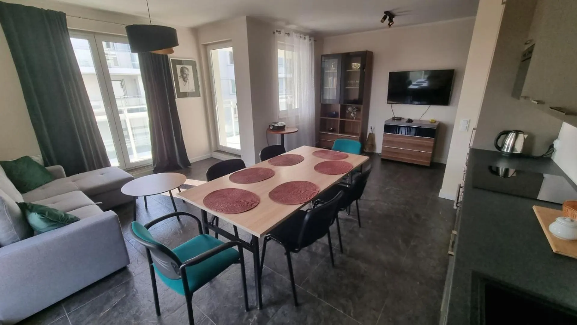 Komfortowy Apartament- 1 Salon, 3 Sypialnie, 2 Lazienki W Gdansku